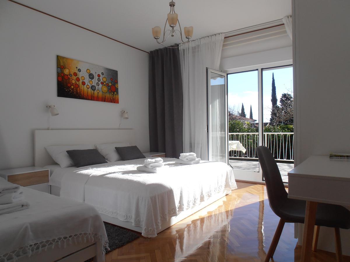 Apartments Rosovic J&C Mošćenička Draga Exterior foto